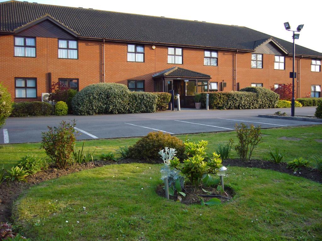 Redwings Lodge Sawtry Huntingdon Woodwalton Exterior photo